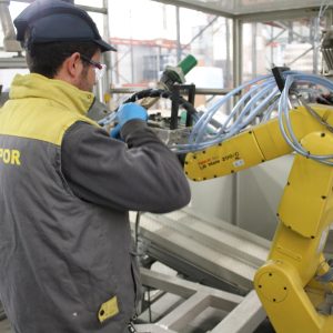 mantenimiento de reparación de brazo robótico articulado